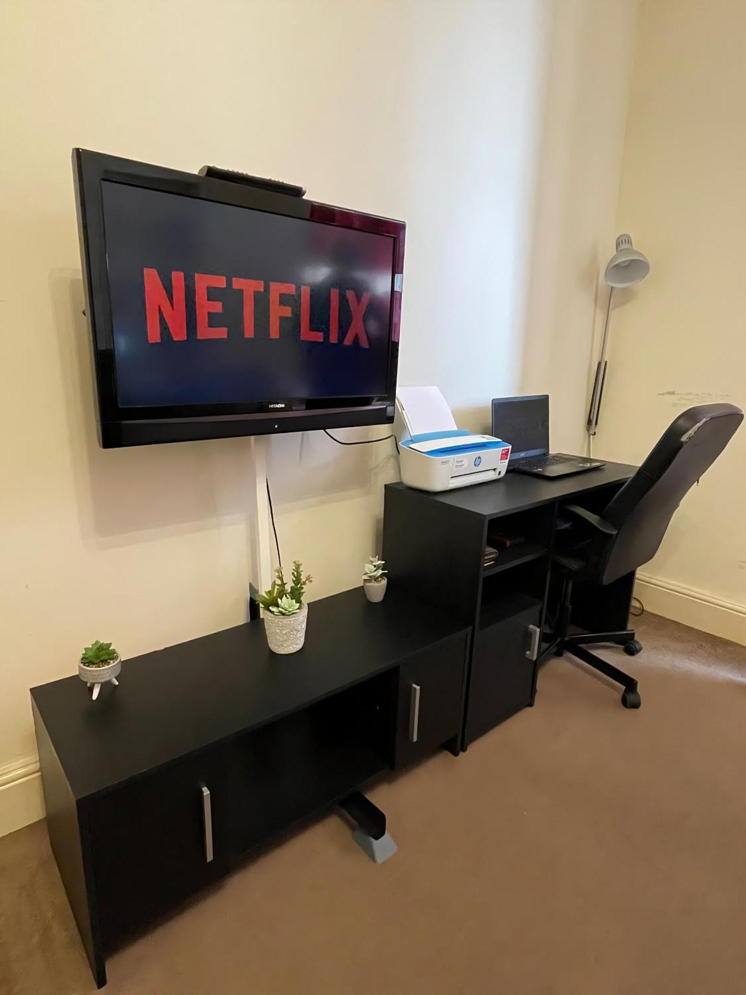 Comfy 2 Bedroom Flat Near Edinburgh City Center Kültér fotó