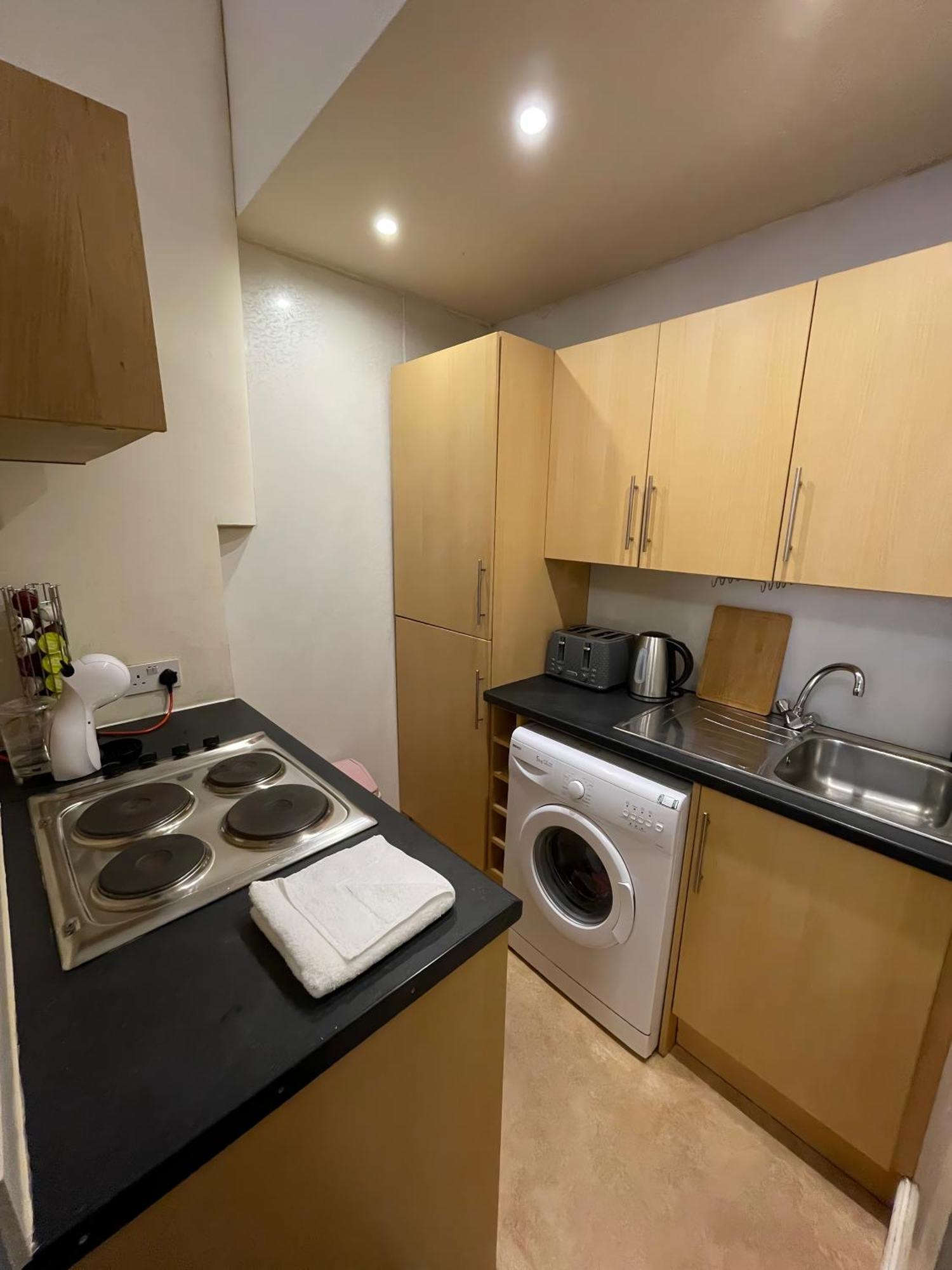 Comfy 2 Bedroom Flat Near Edinburgh City Center Kültér fotó