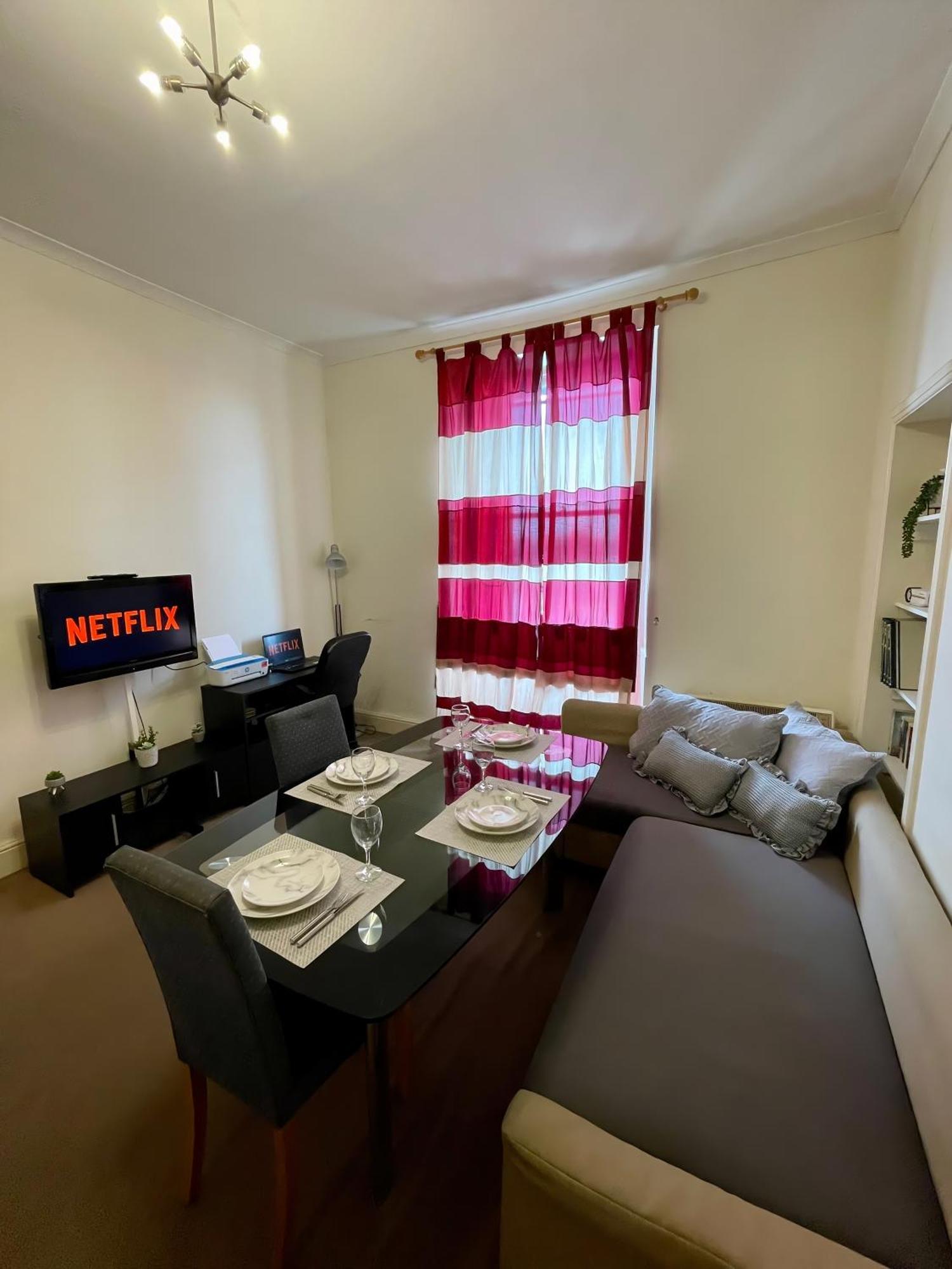 Comfy 2 Bedroom Flat Near Edinburgh City Center Kültér fotó